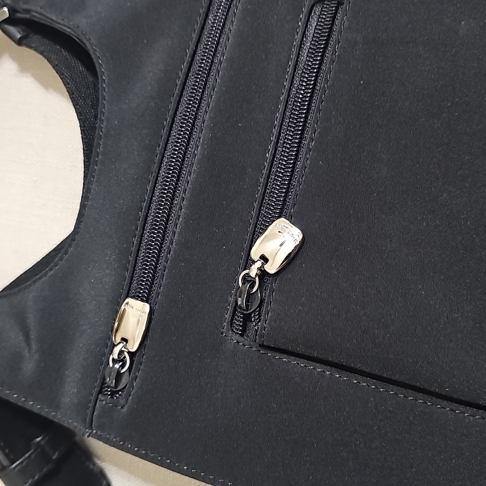 Nine West Small Crossbody Purse - Picture 9 of 9